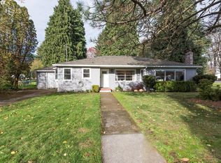 218 N Knights Bridge Rd, Canby, OR 97013