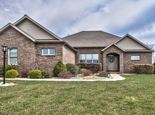 102 Pheasant Ridge Dr, Butler, PA 16001