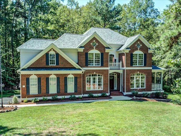 5 Beaver Ridge Rd, Stafford, VA 22556