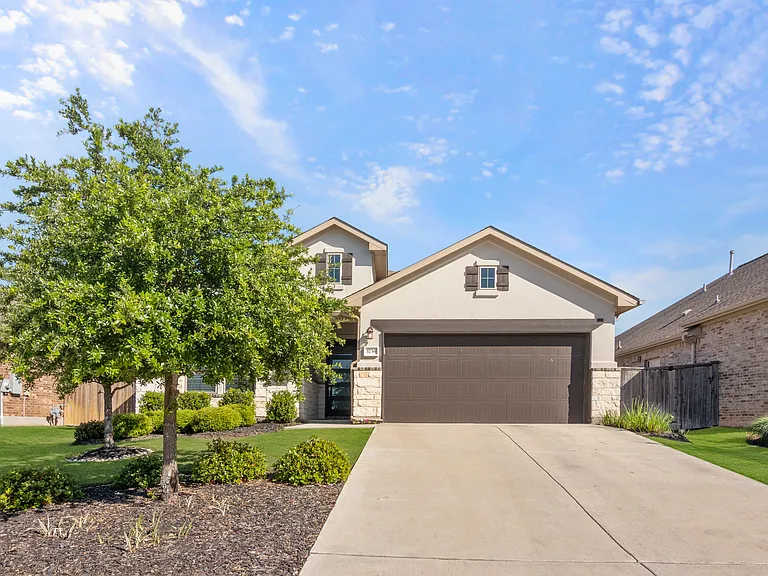 3736 Kyler Glen Rd — Photo 3