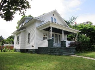 115 Charles Ct, Buchanan, MI 49107