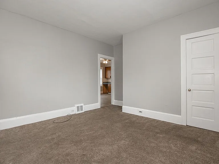 13233 Carrington Ave — Photo 14
