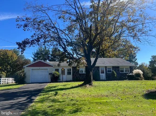 244 E Branch Rd, Sellersville, PA 18960