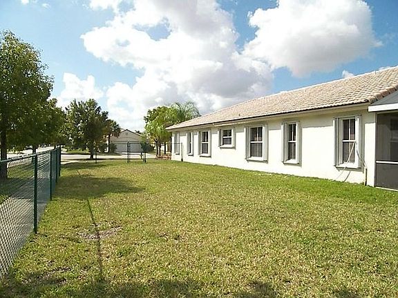 2nd image of 20817 NW 21st St