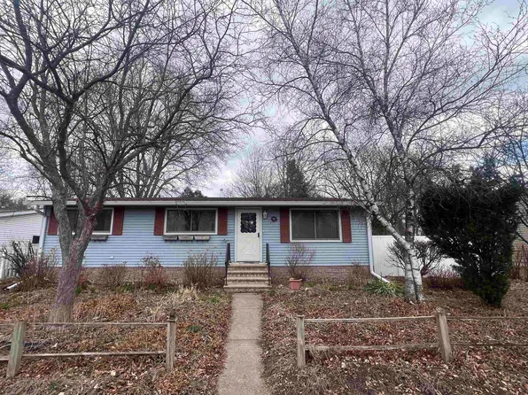 719 S Water St, Sparta, WI 54656