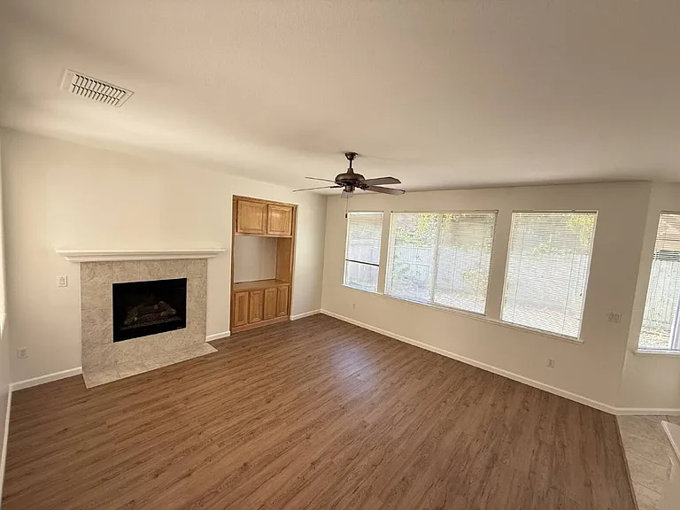 3419 Mas Amilos Way — Photo 3