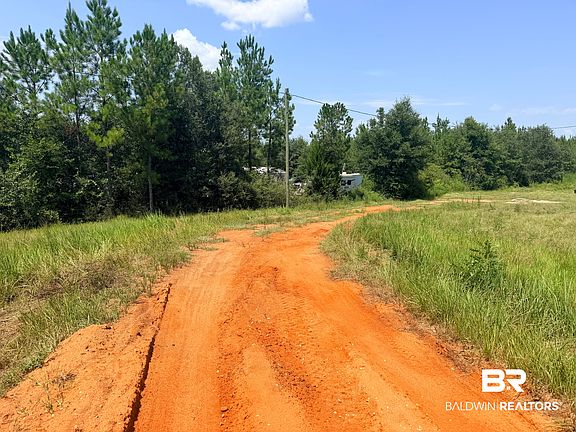 2nd image of 27419 Linholm Rd