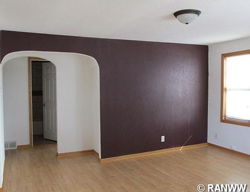 3rd image of 2250 NE Wilson Street