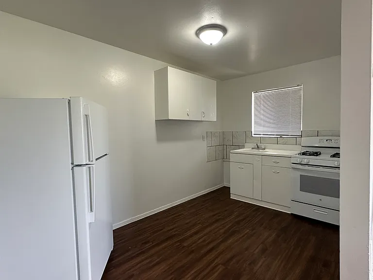 3416 Hayes Ave #1 — Photo 6
