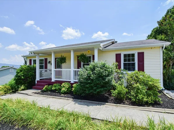 127 N Rome Dr, Roanoke, VA 24019