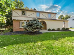 1451 Bridgeton Dr, Columbus, OH 43220