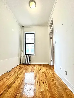 Rented by City Connections Realty | media 15