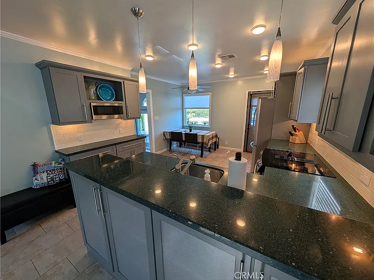 2828 Henrietta Ave — Photo 49