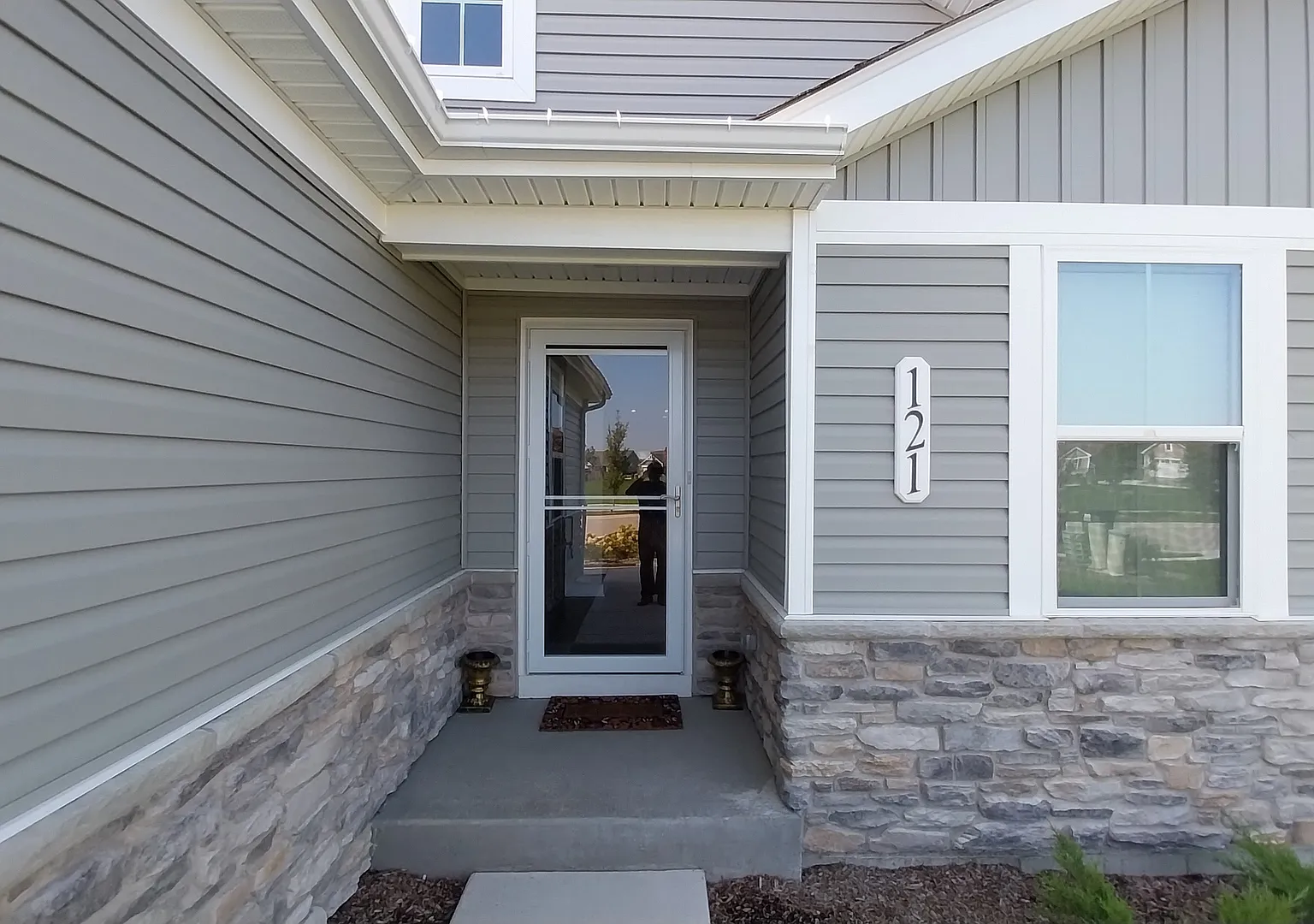 3 bed, 1726 sqft, $3,000 — Photo 3