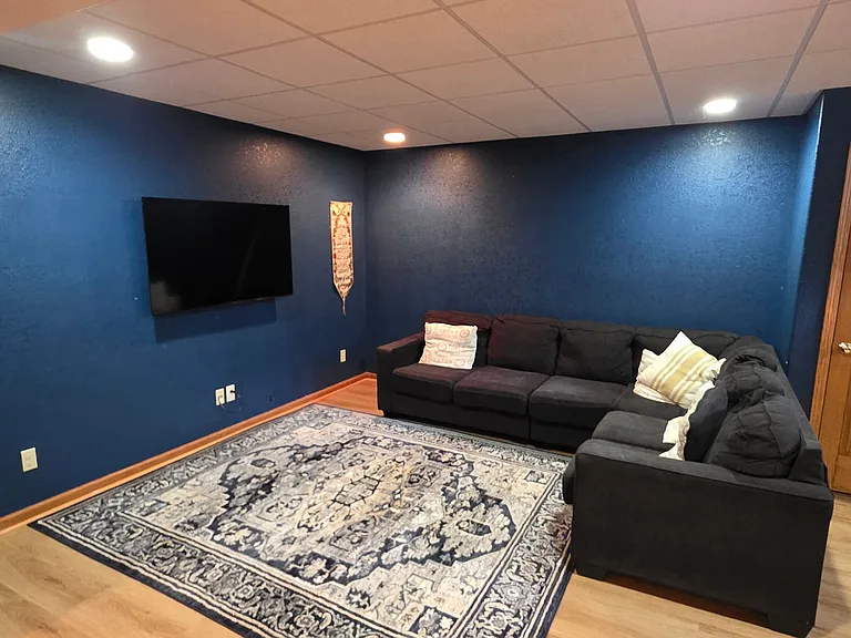 5345 S 43rd St — Photo 24