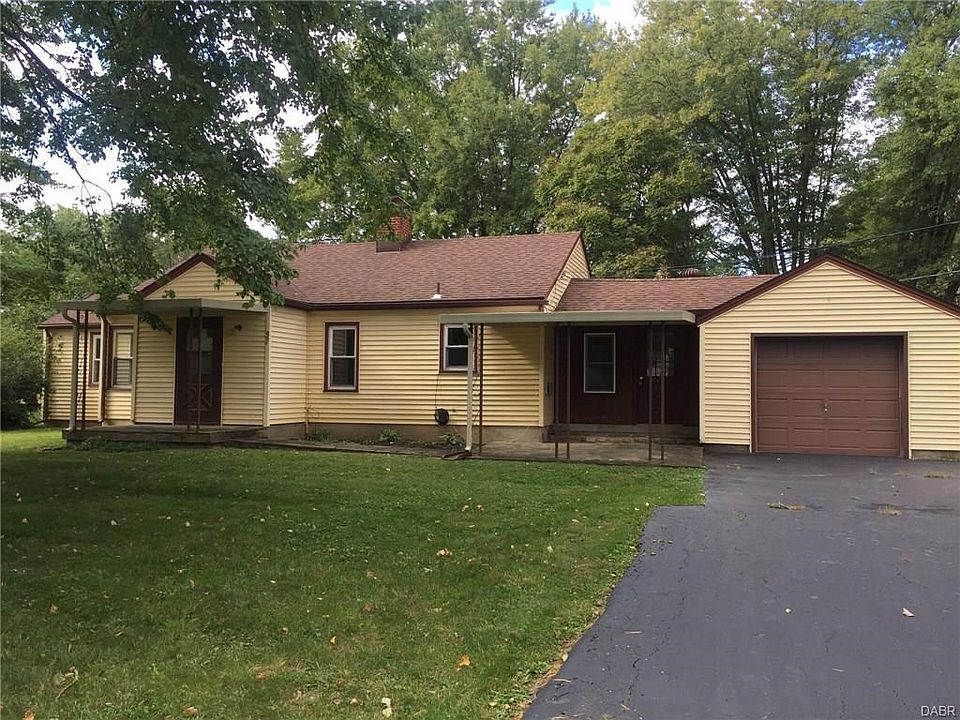 1st image of 37 Apple Blossom Pl
