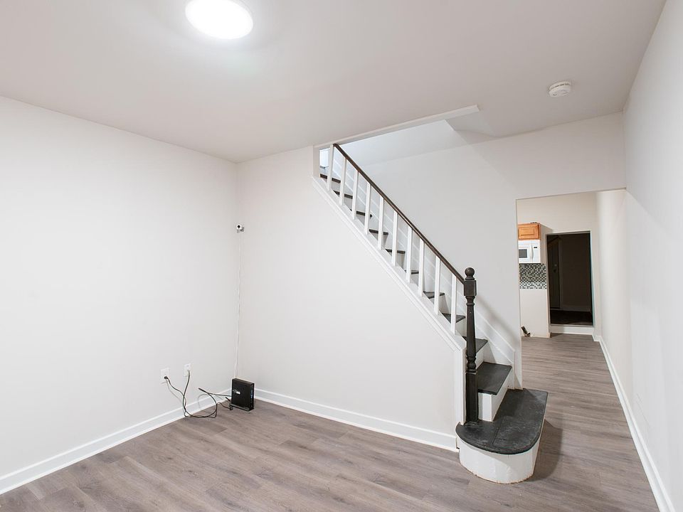 1st image of 906 W Seltzer St #64