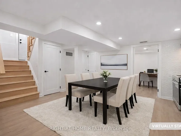 961 Victoria Park Ave — Photo 11