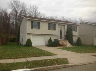 1721 Perennial Way, Erie, PA 16510