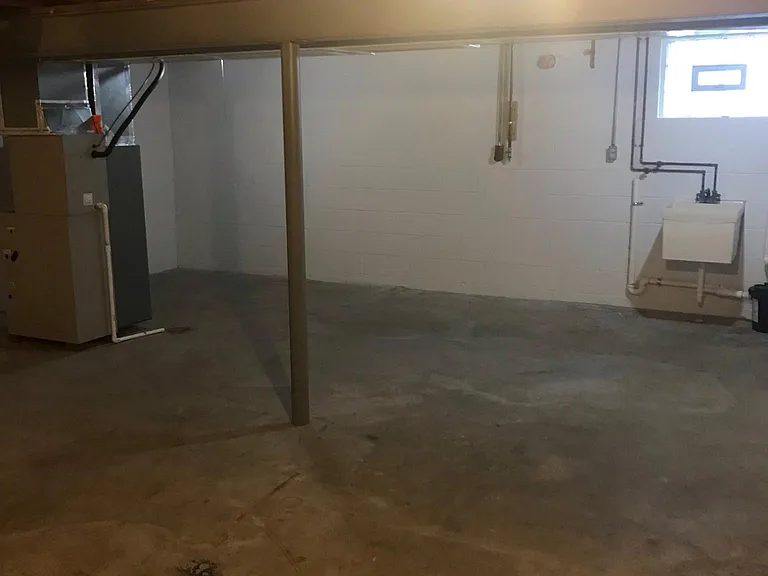 1472 Nicholson St — Photo 10