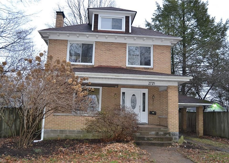 1st image of Riverview Dr