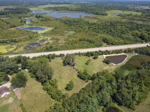 303 Algonquin Rd, South Barrington, IL 60010