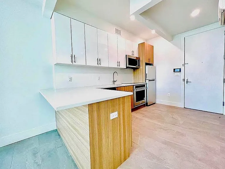 1251 Bedford Ave #5C — Photo 11