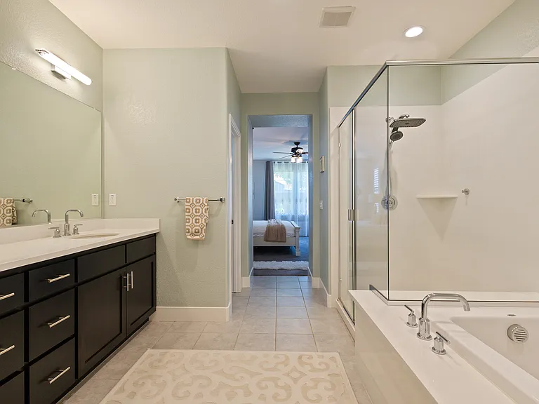 6048 Danwood Dr — Photo 14
