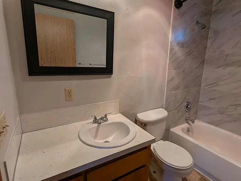 1157 SE Jefferson St — Photo 7