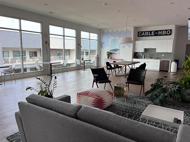 4361 S Congress Ave #326 — Photo 16