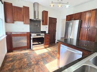 1909 N 47th St, Milwaukee, WI 53216