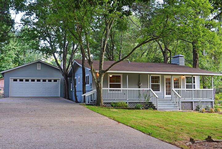 1st image of 206 Grass Knoll Dr