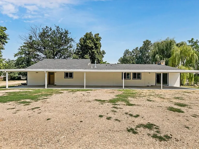 297 Bard Ave — Photo 34