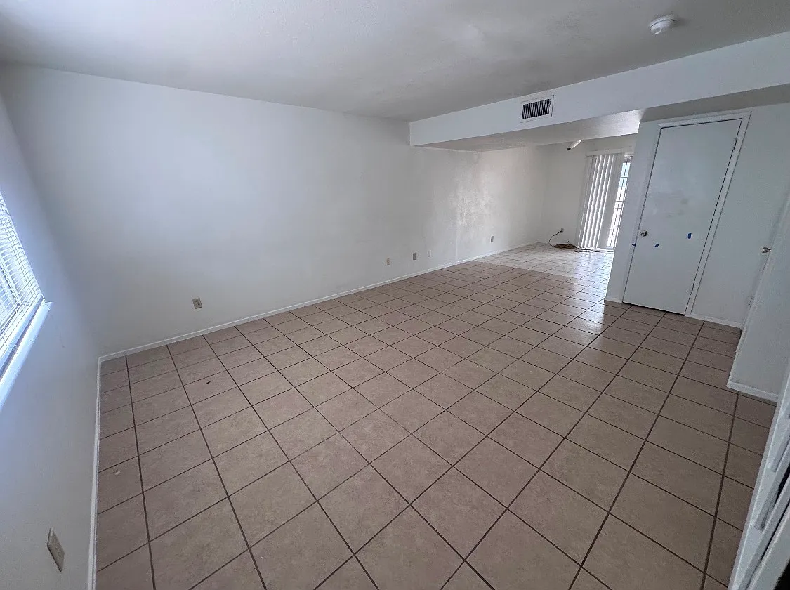3411 Civic Center Dr — Photo 3