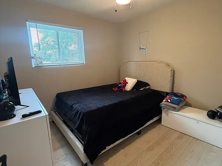 201 Fairwood Dr — Photo 13