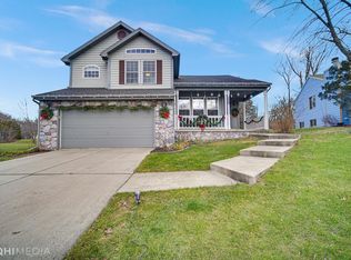 925 Pheasant Run Cir, Porter, IN 46304