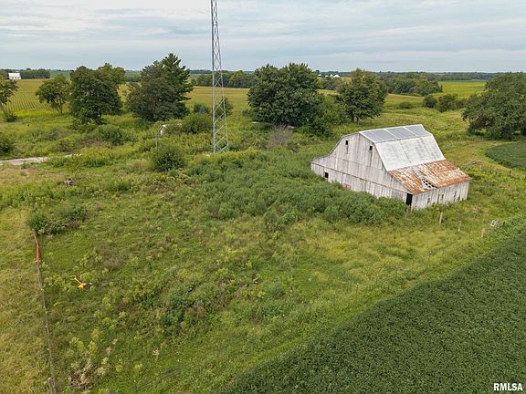 3rd image of 2380 E County Road 1150 N