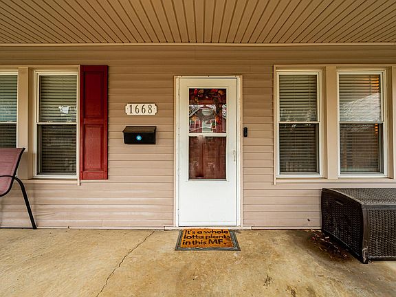 5th image of 1668 Greenway Ave