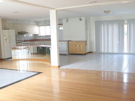 2nd image of 250 Cambridge Ave