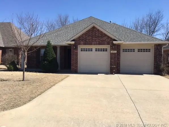1412 Quail Valley Dr, Claremore, OK 74017