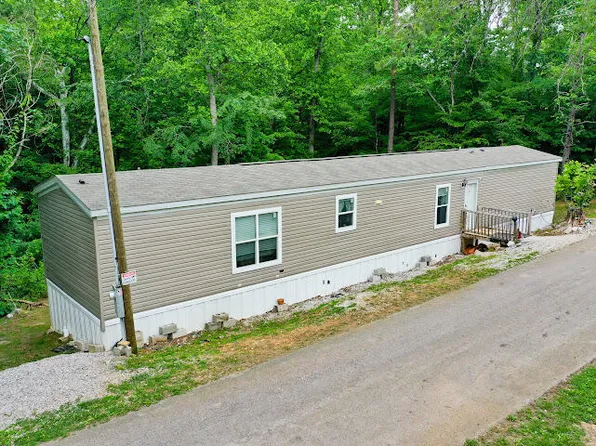 536 Stonegate Dr, Burnside, KY 42519