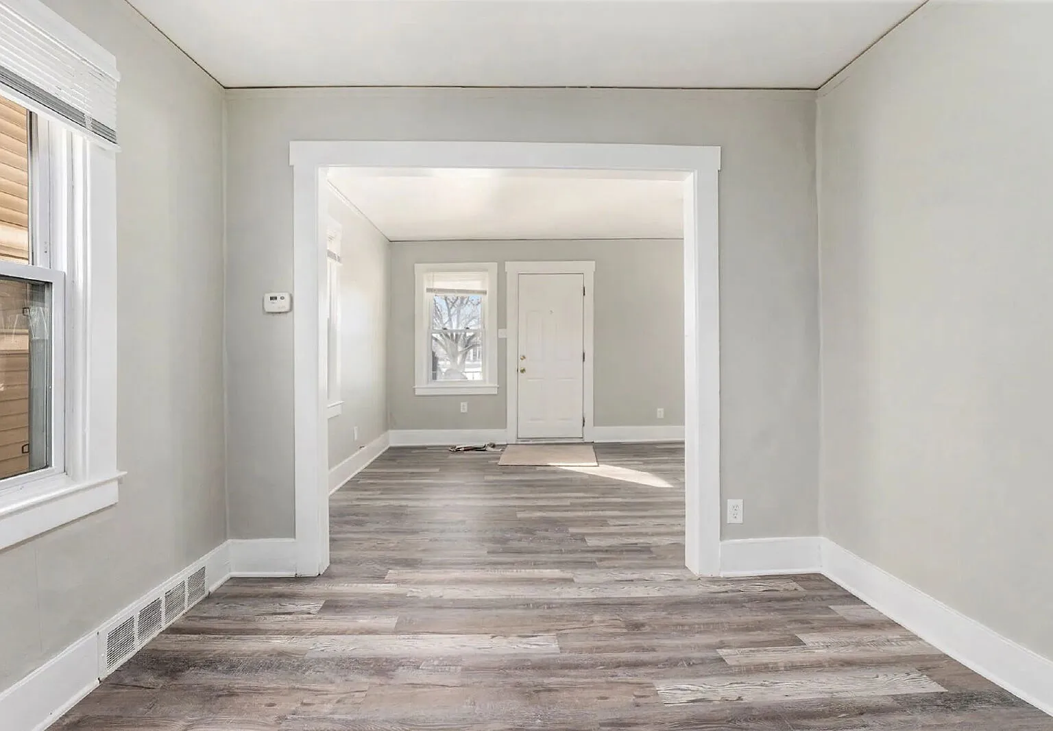 2 bed, 1.0 bath, $1,450 — Photo 4