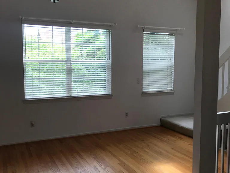 1344 S Main St — Photo 5