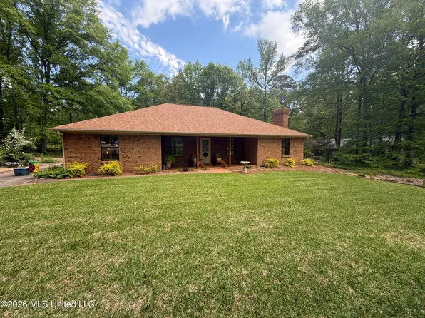 4503 Pine Lake Dr, Terry, MS 39170
