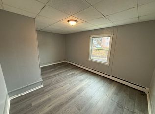 171 Grattan St, Chicopee, MA 01020