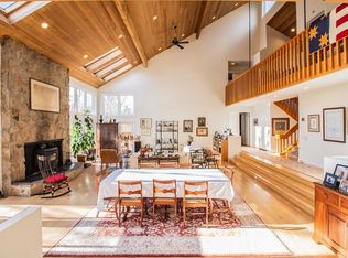355 Pond St, Uxbridge, MA 01569