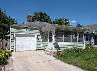 929 N 12th St, Dekalb, IL 60115