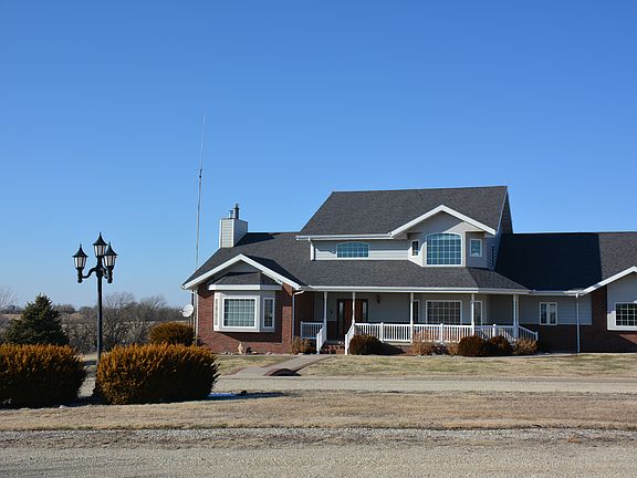 Circle Drive with Sidewalk