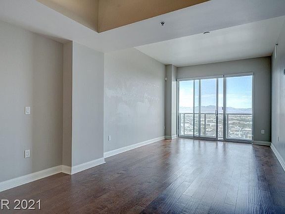 2nd image of 150 N Las Vegas Blvd #2218