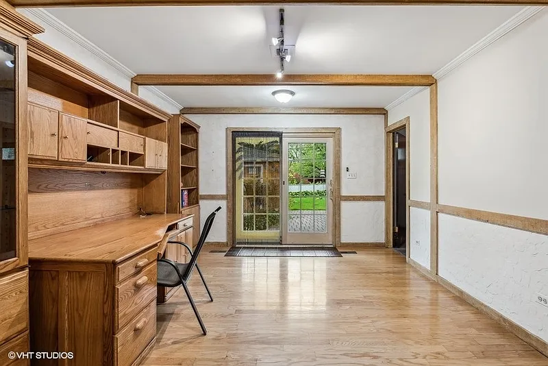 Thumbnail 11